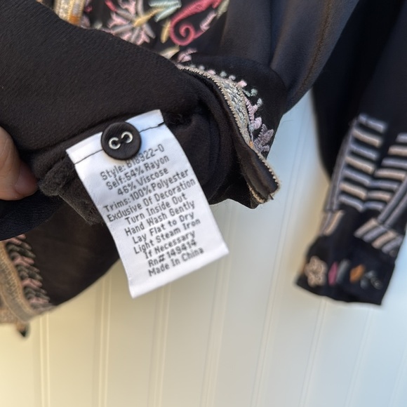 Johnny Was Tandit Blouse Black Embroidered Top - Picture 8 of 14